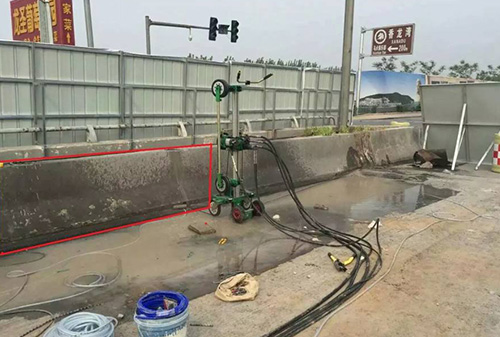 公路護(hù)欄切割拆除